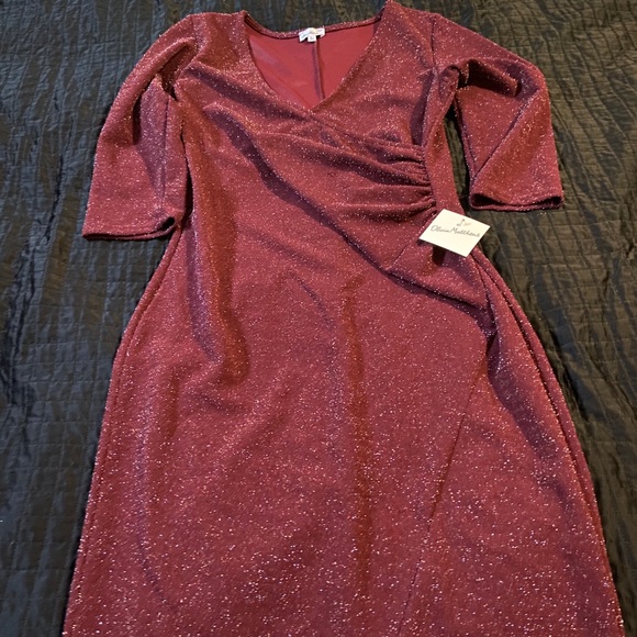 Dress - Picture 2 of 3